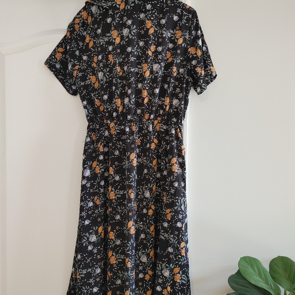 Piper & Scoot Clifton Dress - XS or Small - NWT - Black floral boutique midi - Picture 4 of 4